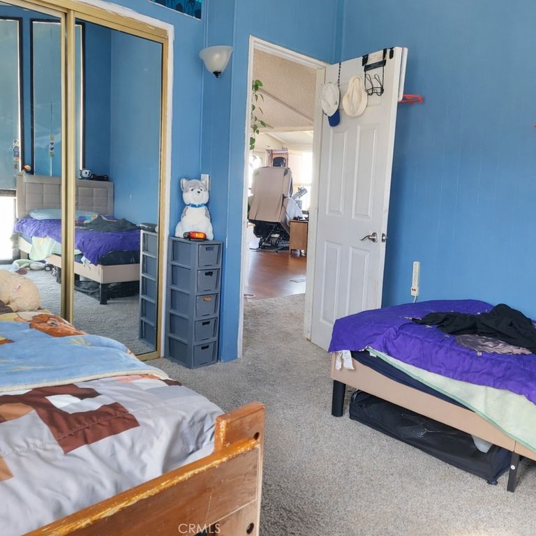 Image 7 of property listing at 9030 Green, Pinon Hills, CA 92372