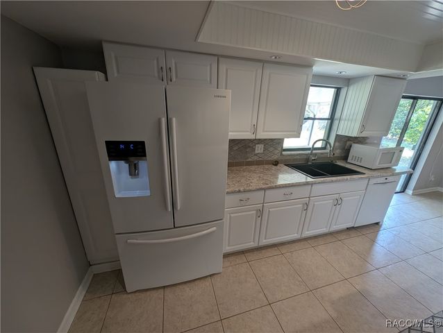 2409 S Shelly Avenue, Inverness, FL 34450