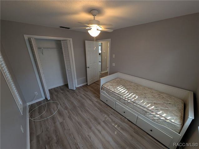 2409 S Shelly Avenue, Inverness, FL 34450