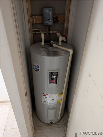 2409 S Shelly Avenue, Inverness, FL 34450