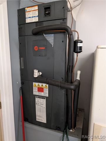 2409 S Shelly Avenue, Inverness, FL 34450