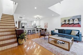 10926 Bluffside 25, Studio City, CA 91604