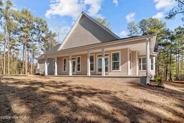 695 Sunset Drive, Carthage, NC 28327