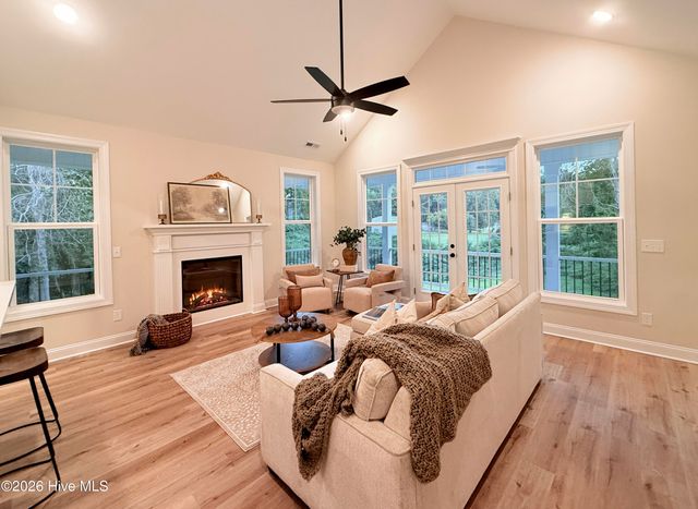 695 Sunset Drive, Carthage, NC 28327