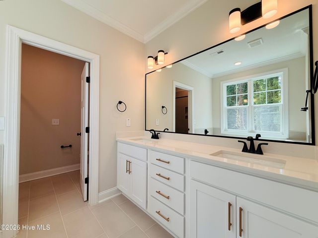 695 Sunset Drive, Carthage, NC 28327