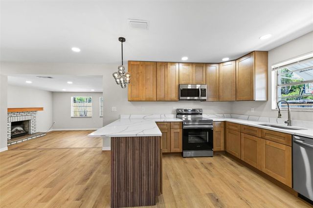 6451 SHENANDOAH WAY, Orlando, FL 32807