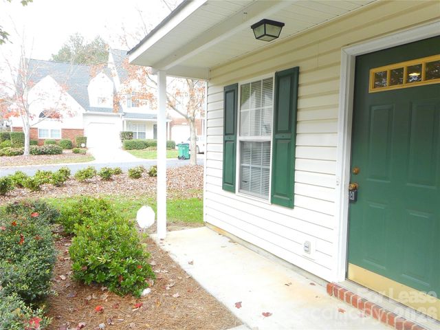 1957 University Heights Lane, Charlotte, NC 28213