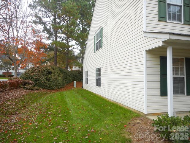 1957 University Heights Lane, Charlotte, NC 28213