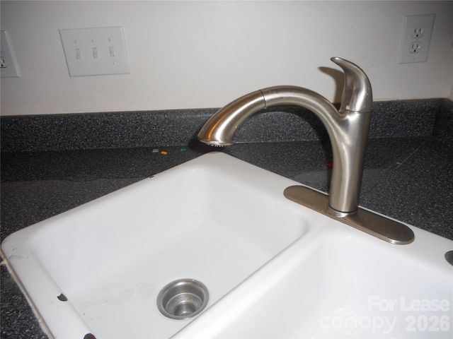 1957 University Heights Lane, Charlotte, NC 28213