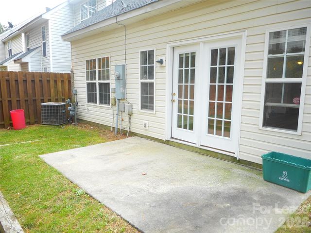 1957 University Heights Lane, Charlotte, NC 28213