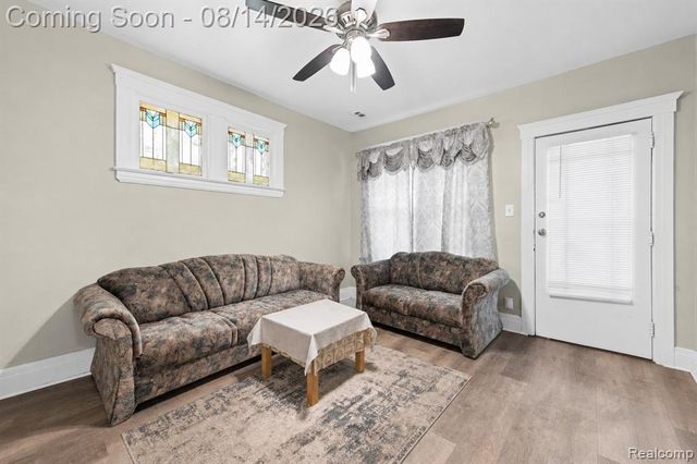 2143 Trowbridge Street, Hamtramck, MI 48212