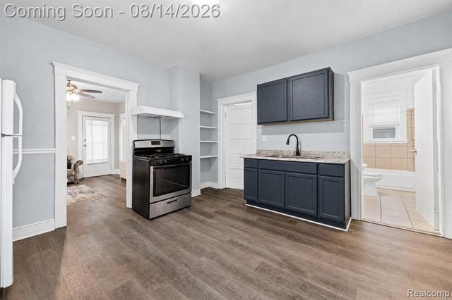 2143 Trowbridge Street, Hamtramck, MI 48212
