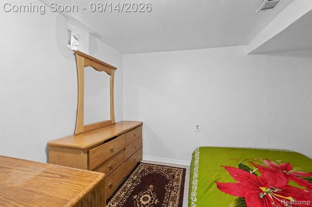2143 Trowbridge Street, Hamtramck, MI 48212