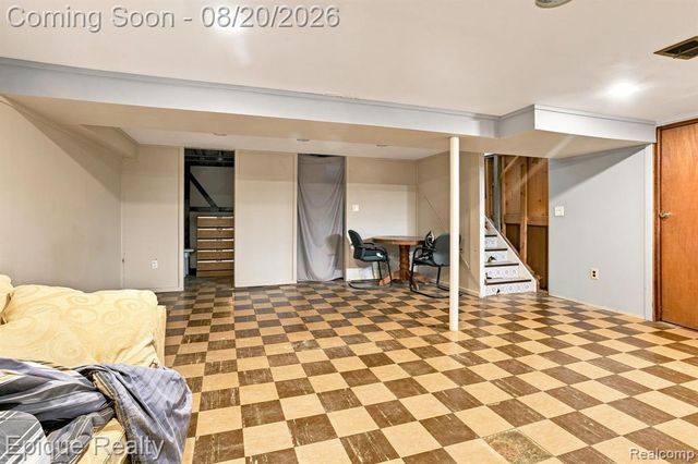 23012 Allor Street, Saint Clair Shores, MI 48082