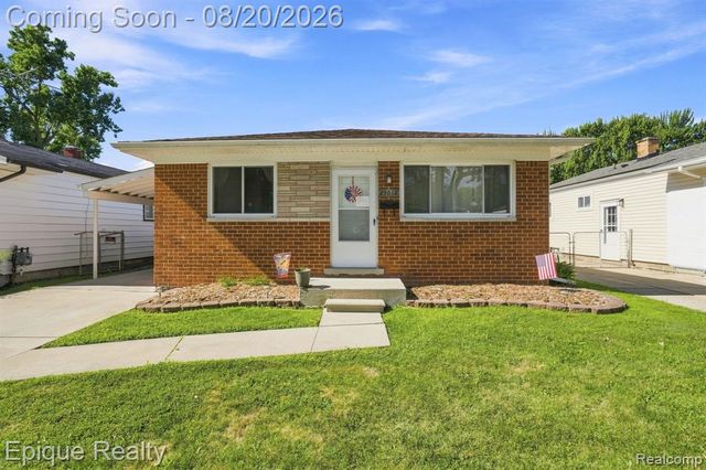 23012 Allor Street, Saint Clair Shores, MI 48082