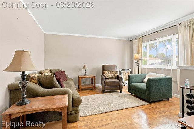23012 Allor Street, Saint Clair Shores, MI 48082