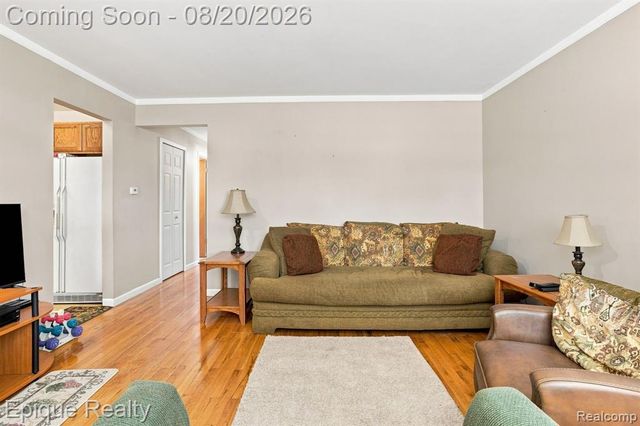 23012 Allor Street, Saint Clair Shores, MI 48082