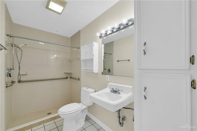 2928 N 1st Lane, Mcallen, TX 78501