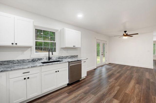 18985 HEBEL RD, Stewartstown, PA 17363