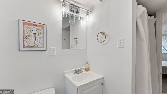 2971 Valley Ridge Drive, Decatur, GA 30032