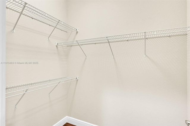 9051 Edgewater Bnd 9051, Parkland, FL 33076