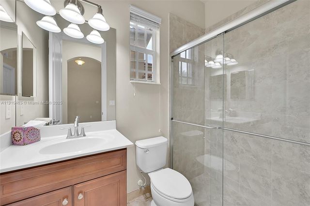 9051 Edgewater Bnd 9051, Parkland, FL 33076