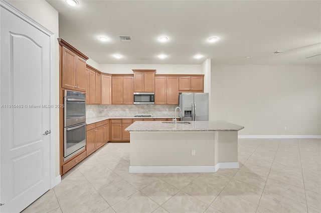 9051 Edgewater Bnd 9051, Parkland, FL 33076