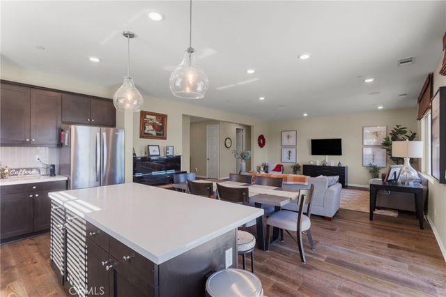 525 Chalakat Court, San Jacinto, CA 92582