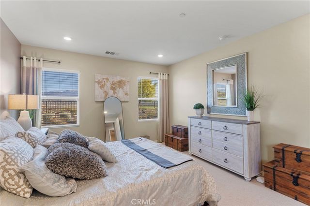 525 Chalakat Court, San Jacinto, CA 92582