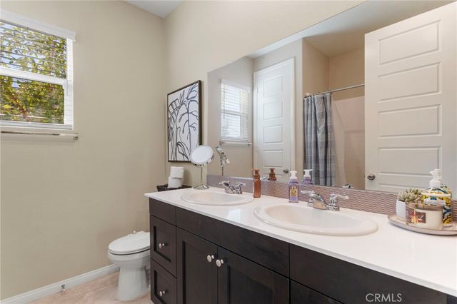 525 Chalakat Court, San Jacinto, CA 92582