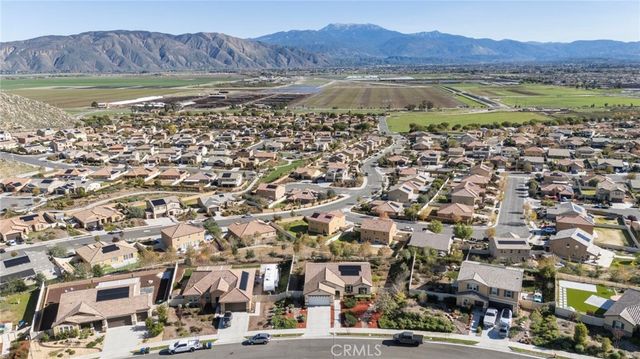 525 Chalakat Court, San Jacinto, CA 92582