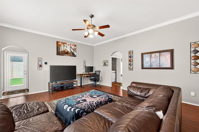 6018 Stilson Branch Lane, Houston, TX 77092
