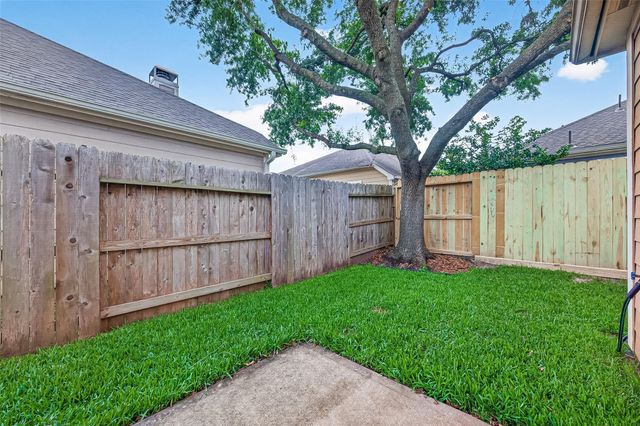 6018 Stilson Branch Lane, Houston, TX 77092