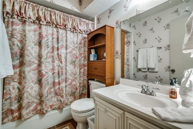 2031 Town Place, Garland, TX 75041