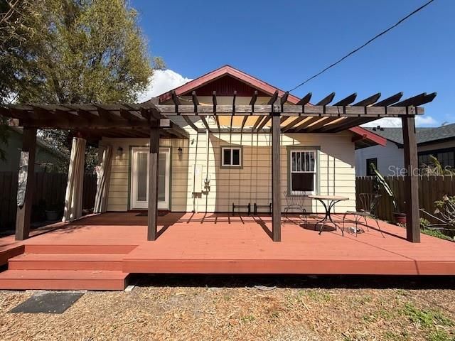 2448 4TH AVENUE N, St Petersburg, FL 33713