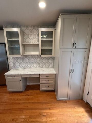 2448 4TH AVENUE N, St Petersburg, FL 33713