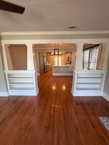 2448 4TH AVENUE N, St Petersburg, FL 33713