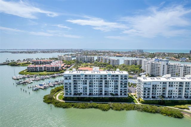 7963 SAILBOAT KEY BOULEVARD S PH801, South Pasadena, FL 33707