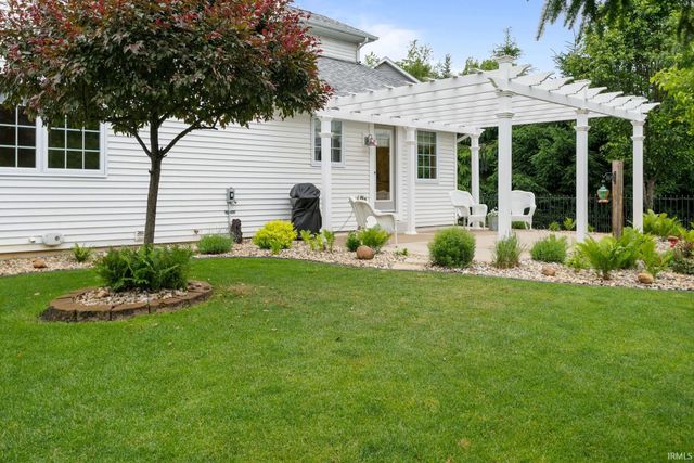 26918 Mc Arthur Court, South Bend, IN 46628