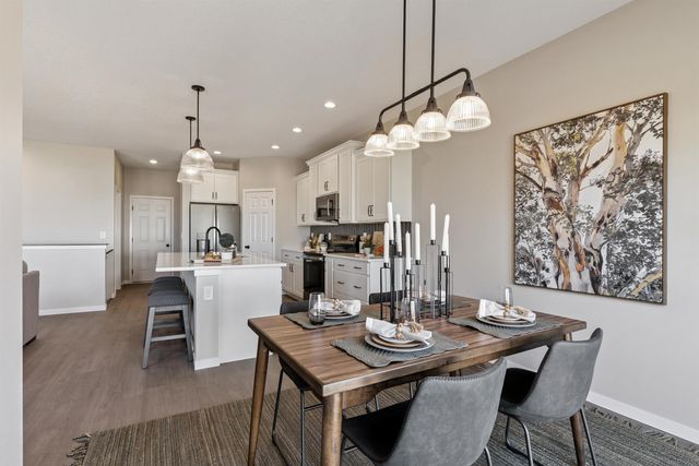 2807 Autumn Woods Drive, Cedar Falls, IA 50613