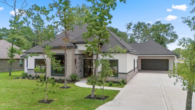 247 County Road 66111, Dayton, TX 77535
