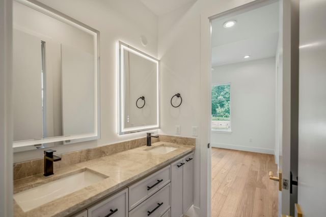 247 County Road 66111, Dayton, TX 77535
