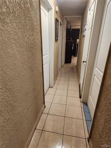 502 W Albatross Avenue, Pharr, TX 78577