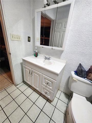 502 W Albatross Avenue, Pharr, TX 78577