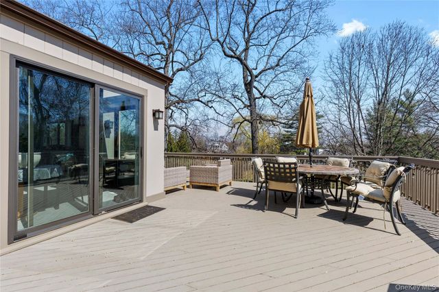 3 Lakeside Drive, Rye, NY 10580