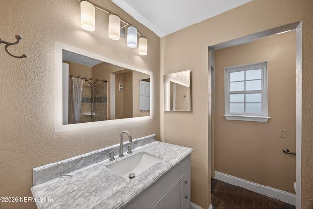 13810 SUTTON PARK Drive 220, Jacksonville, FL 32224