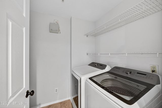 13810 SUTTON PARK Drive 220, Jacksonville, FL 32224