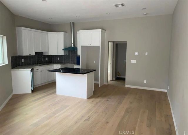 4900 Enfield, Encino, CA 91316
