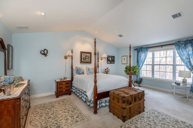 250 Hunter Drive 250, Litchfield, CT 06759