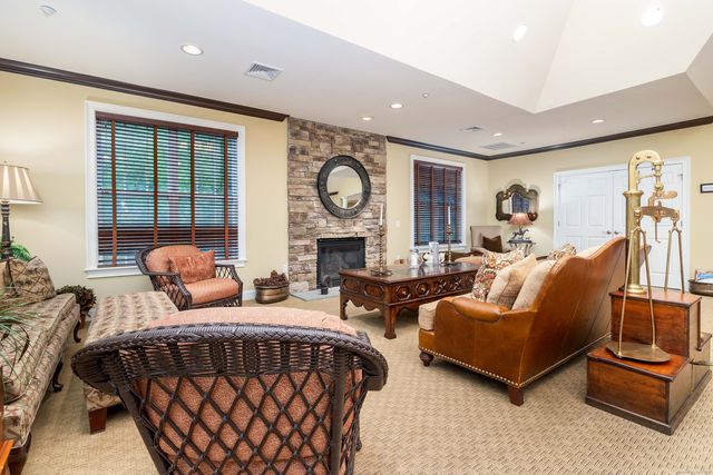 250 Hunter Drive 250, Litchfield, CT 06759